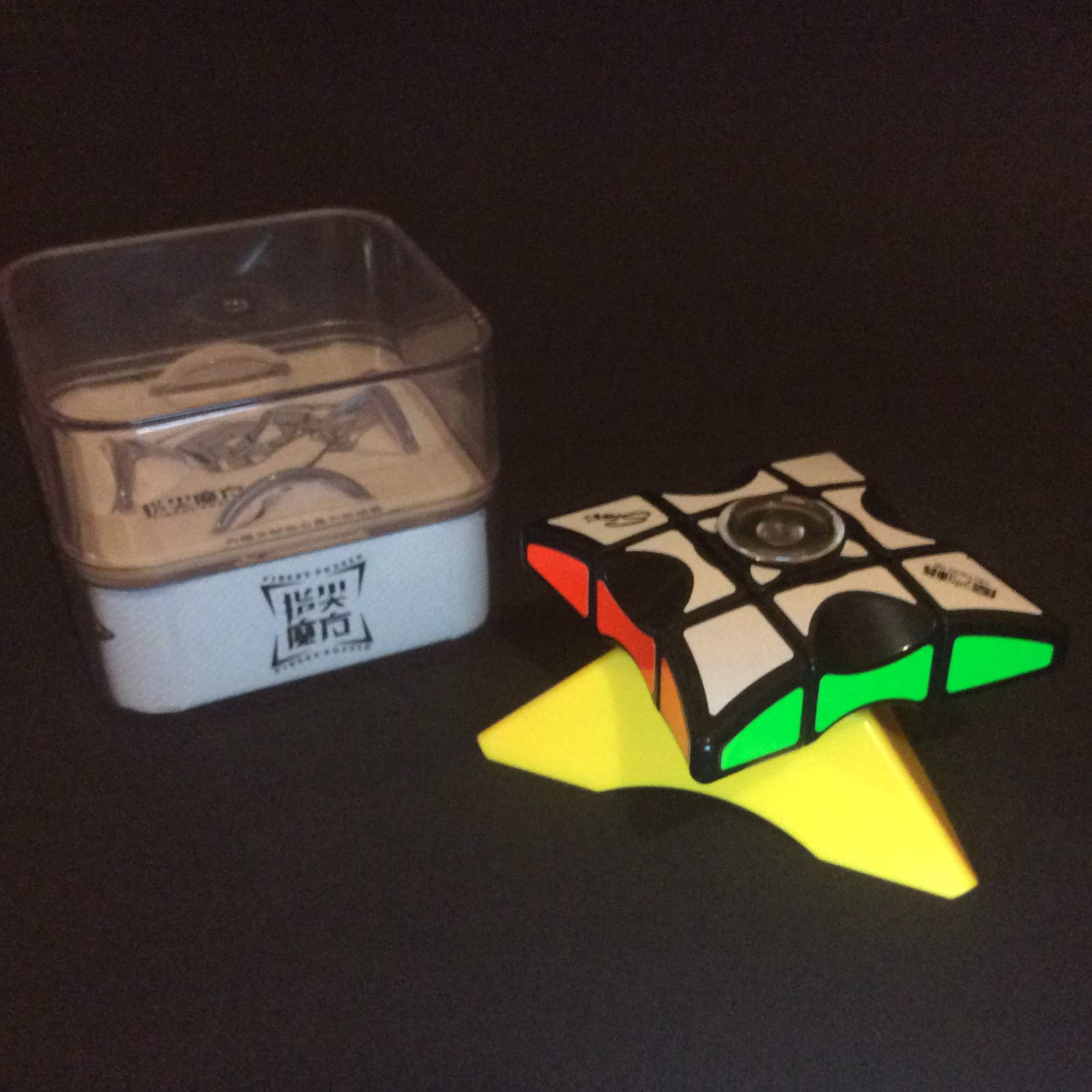 Qiyi floppy spinner